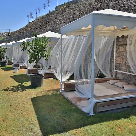 Bodrum Adabuku Luks 2+1 Ozel Plaj Ve Havuzlu Villa